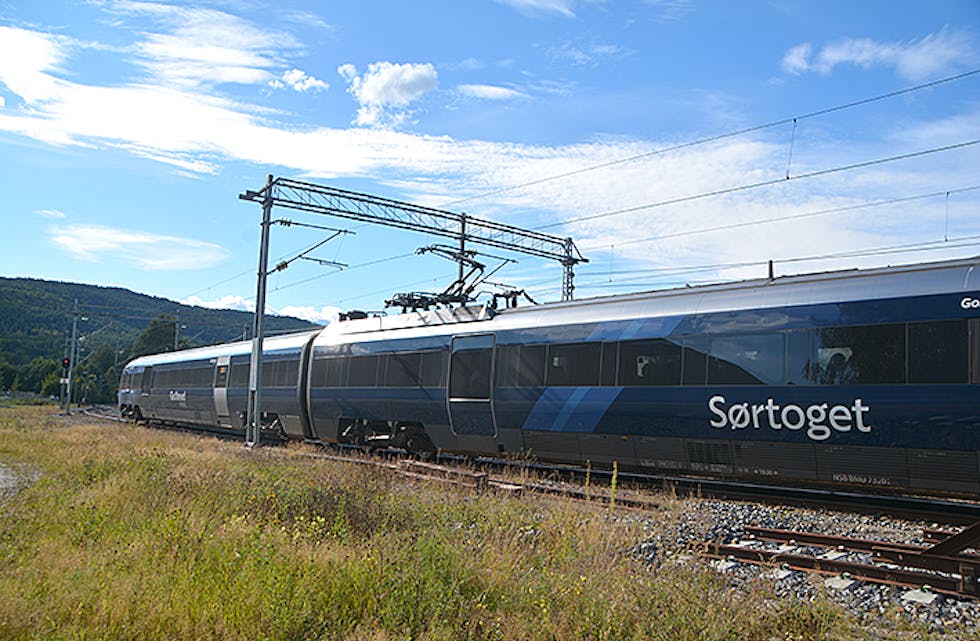 Sørtoget på Sørlandsbanen.