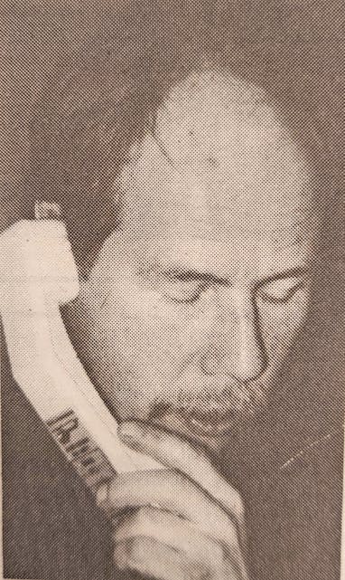 Olav Haugestøl, jamt i telefonen.