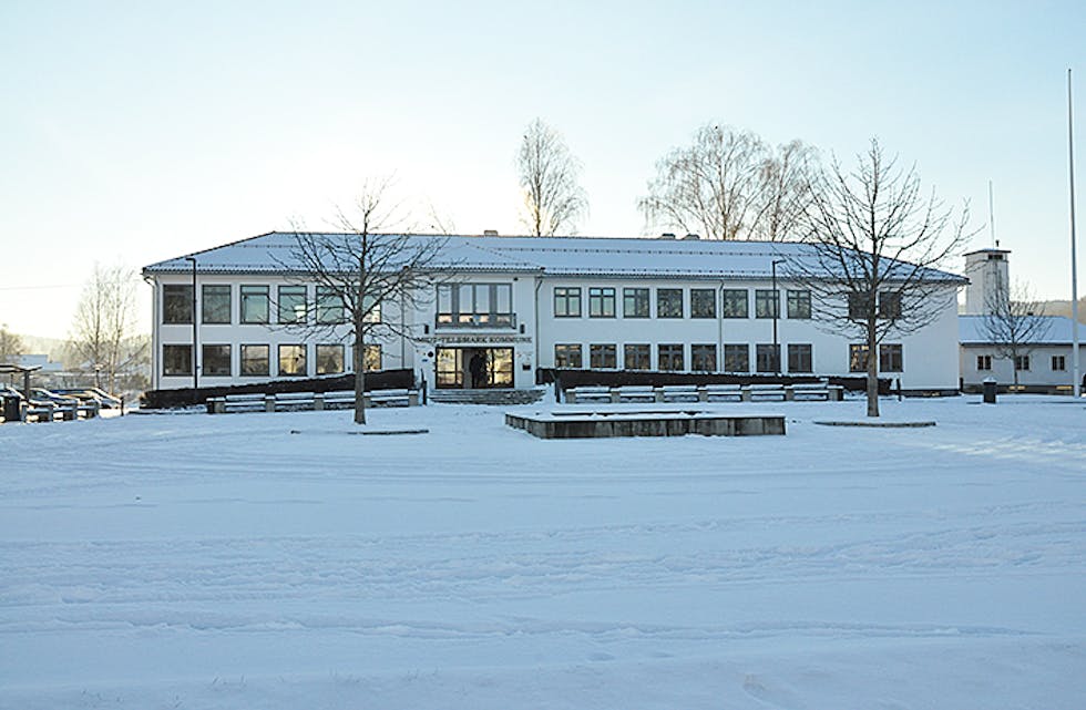 Midt-Telemark kommune kommunehus snø