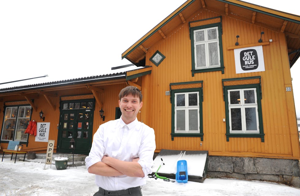 VIL HA FLEIRE GULE HUS: Niels Gerner Nielsen (29) vil spreie Det Gule Hus over heile landet og jobbar nå med eit franchisekonsept. Butikken i Bø legg han ut for sal.