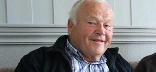Gunnar Humlebrekke, mangeårig eigar av Bø Auto, er død.