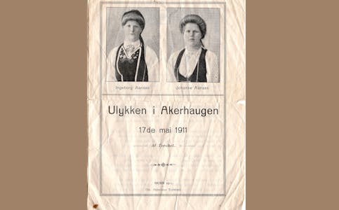 VISA OM ULYKKA: Bilde av Ingeborg og Johanne Aanaas pryda framsida av trykksaken med den 30 vers lange visa.