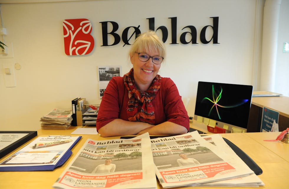 OPPFORDRAR TIL Å LESE MEIR NETTAVIS: Hilde Eika Nesje, redaktør i Bø blad - lokalavis for Midt-Telemark.