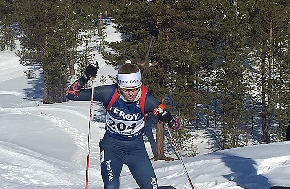 FEKK NM-MEDALJE. Det vart 3. og 10. plass på skiskyttar Mari Haugenes Elvestad i Folldal sist helg.