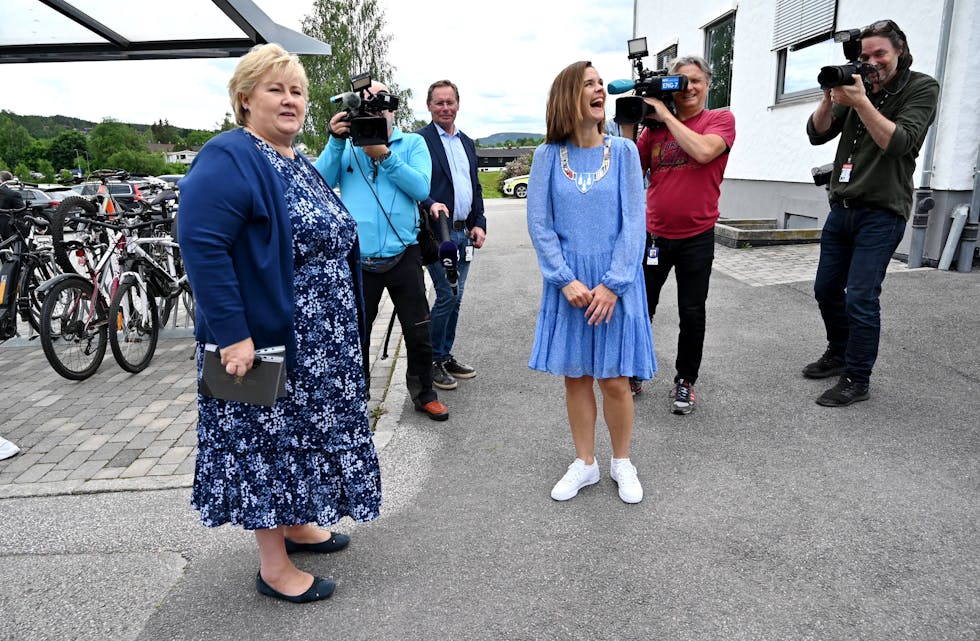 BESØKTE BØ. Statsminister Erna Solberg (t.v.) var på friarferd i Bø i sommar. 