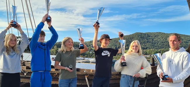 VINNARAR: Elisabeth Røyneberg (f.v.), Timian Storødegård, Malin Kaasin, Magnus Marstein, Tina Steffensen og Bork Ower blei vinnarar av Wakecup 2021.