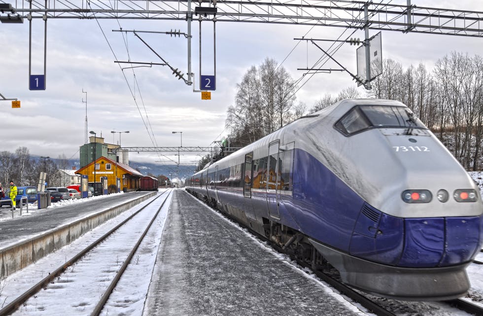 BEKYMRA FOR TOGTILBODET: politikarar i Midt-Telemark og nome er kritisk til korleis togoperatør handterer kansellerte avgangar på Sørlandsbanen. Arivfoto: Øystein Akselberg