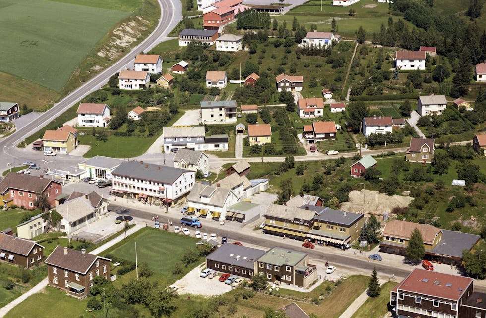 Bø sentrum og Gymnasbakken på 1970-talet. 