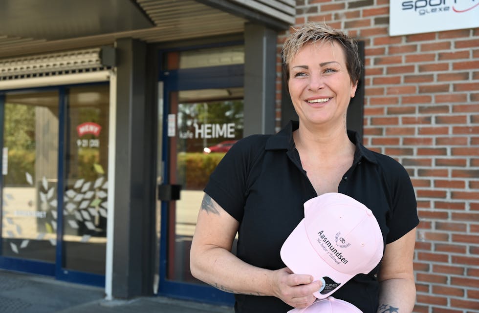 Opnar her: Dagleg leiar May Kristin Slaaen gler seg til å kunne opne ny filial for Aasmundsen bakeri, med kaffebar og kafe her i Bøsenteret.