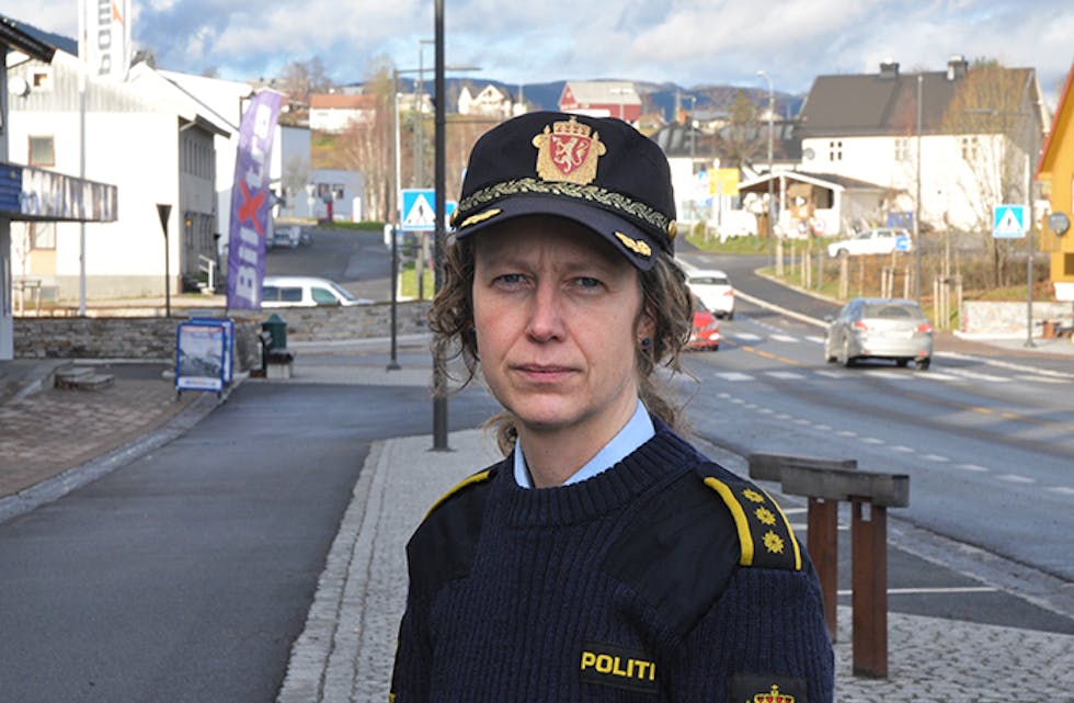 BEKYMRA: Politistasjonsjef Sigrid Dahl er bekymra over utviklinga i ulykkesstatistikken. 