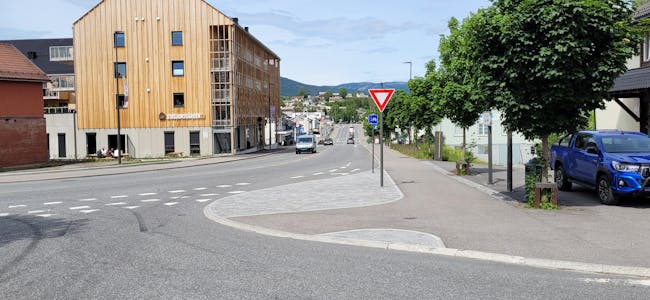 SENTRUMSSTØY: Sentrumsbebuarar har utfordra lokale myndigheiter til å gjere noko konkret med støyproblematikken i Bø sentrum.