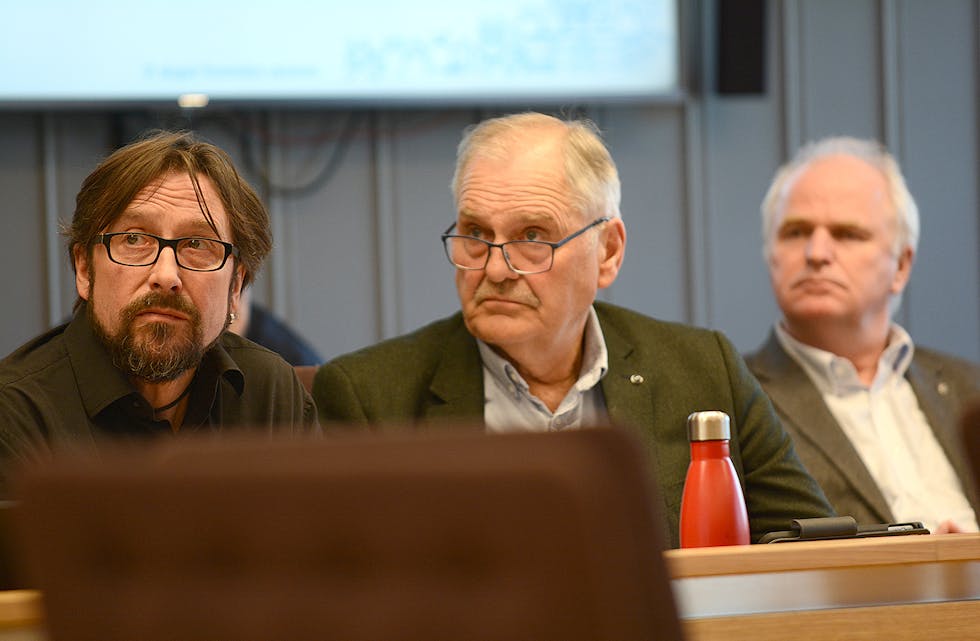 SAMARBEIDSPARTNARAR: Per Atle Einan (t.v.), Torstein Haukvik og Steinar Sæland har alle samarbeidd med Senterpartiet om å styre i Midt-Telemark. 