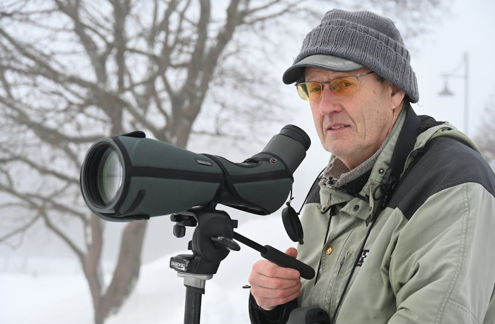 FUGLEKJENNAR I BØ: Morten Rask Arnesen er stadig på farten for å observere fugl i vårt distrikt. 