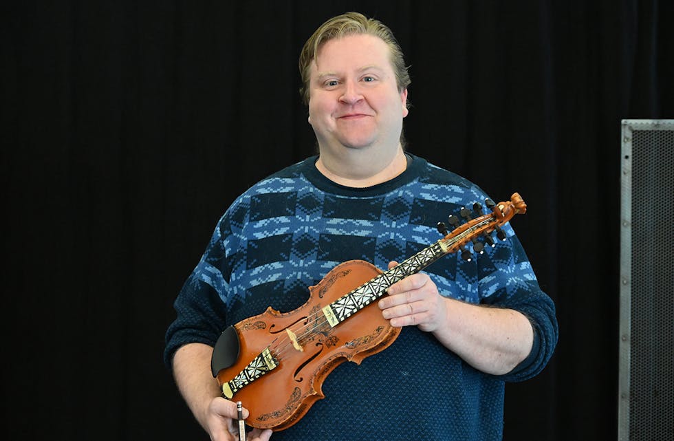 TRILOGI: Per Anders Buen Garnås har spela konserttrilogien på seks stader rundt om i Sør-Noreg. Nå står heimkommunen for tur.