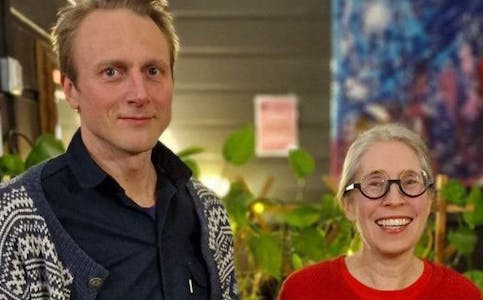 TO PÅ TOPP: Sigbjørn Hjelmbrekke og Ellen Hageman toppar lista i Rødt Midt-Telemark