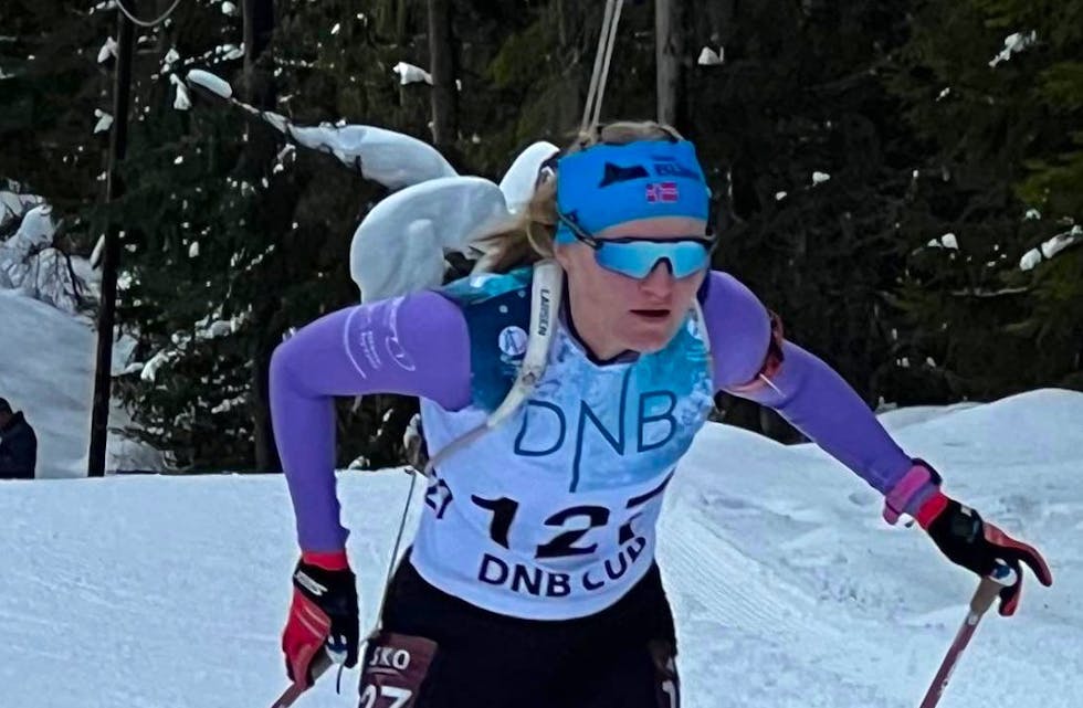 KJEMPA OM NM-MEDALJER: Mari Haugenes Elvestad gjekk NM-renn i Stryn i klasse kvinner 20-22 år.