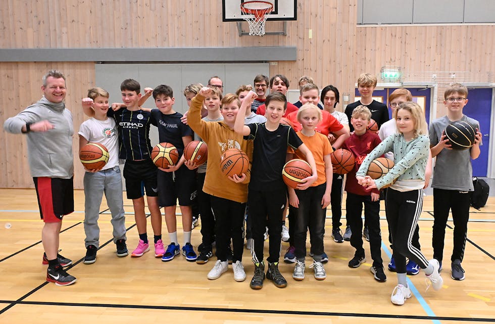 STØTTE: Det nyoppstarta basketlaget i Midt-Telemark er blant dei som får kulturstøtte.