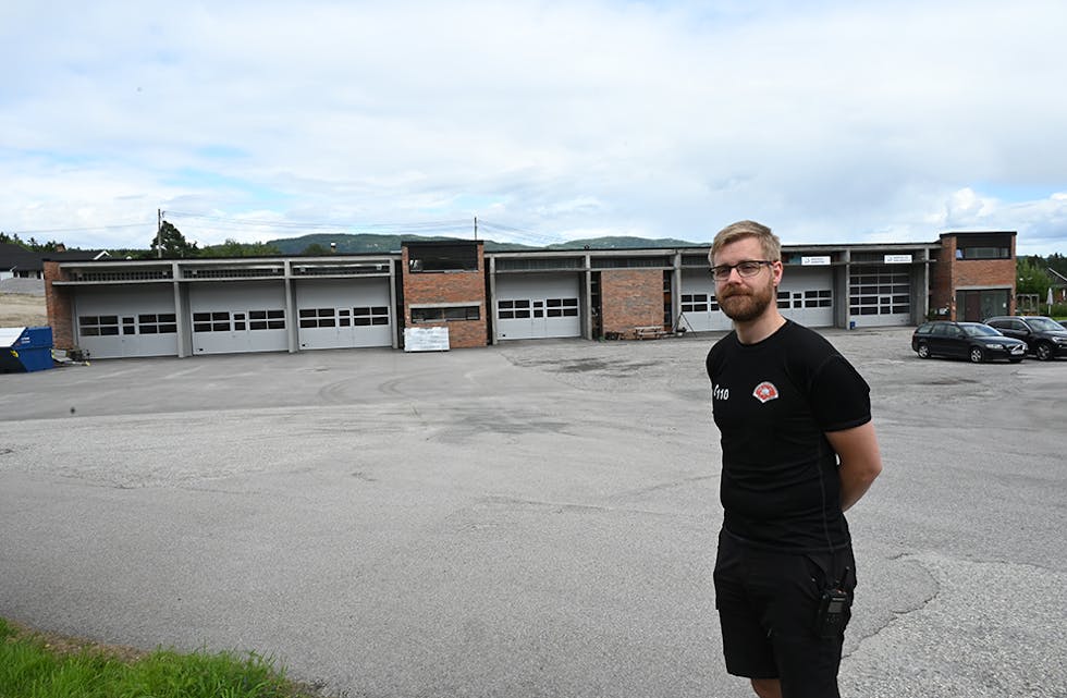 VERNEOMBOD: Sondre Rulnes Røstad er verneombod ved brannsasjonen i Bø