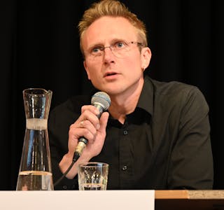 ENGASJERT: Sigbjørn Hjelmbrekke.