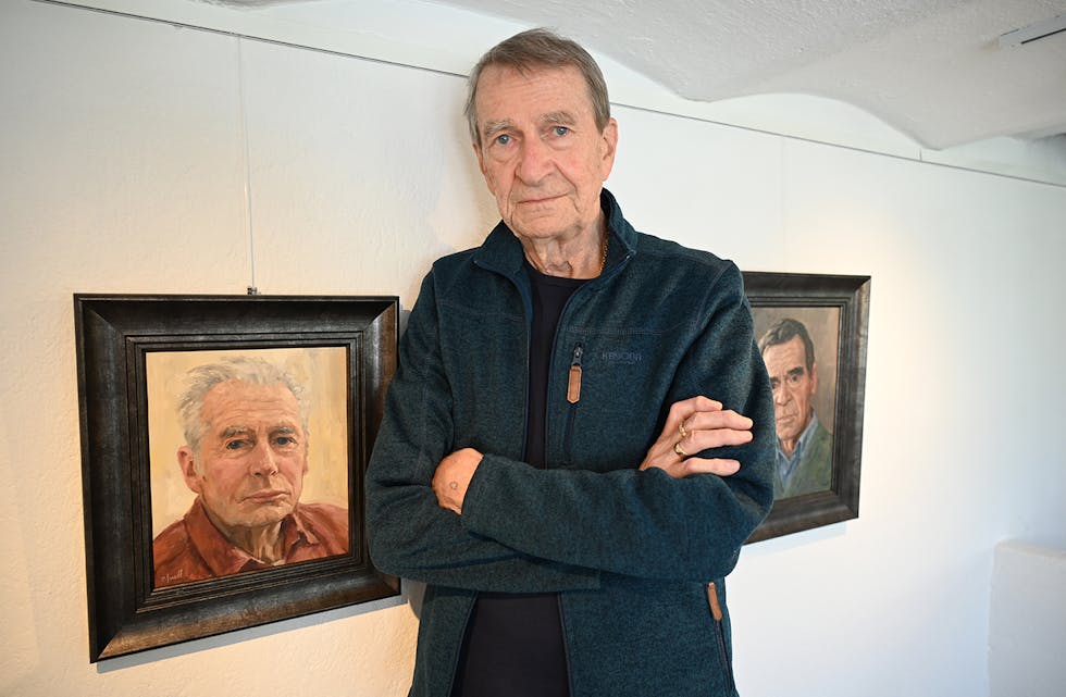 PORTRETT: Tore Juell er ein av landets mest kjende portrettmålarar. Arne Næss og Jakob Weidemann er blant dei mange han har portrettert.