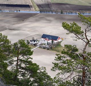 TIL SALS: Eigar av Åbø gard søkjer om dispensasjon.