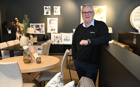 PLANAR: Bjørn Steinar Holmen har store planar for både butikken og eigedomen. 