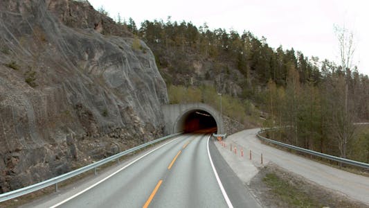 TUNNELARBEID: Måndag 6. mai startar Statens vegvesen arbeidet i tunnelen. 